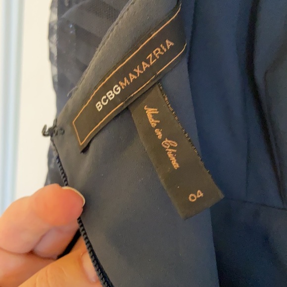 Stunning EUC size 4 BCBGMaxazria one shoulder dress - Picture 8 of 9